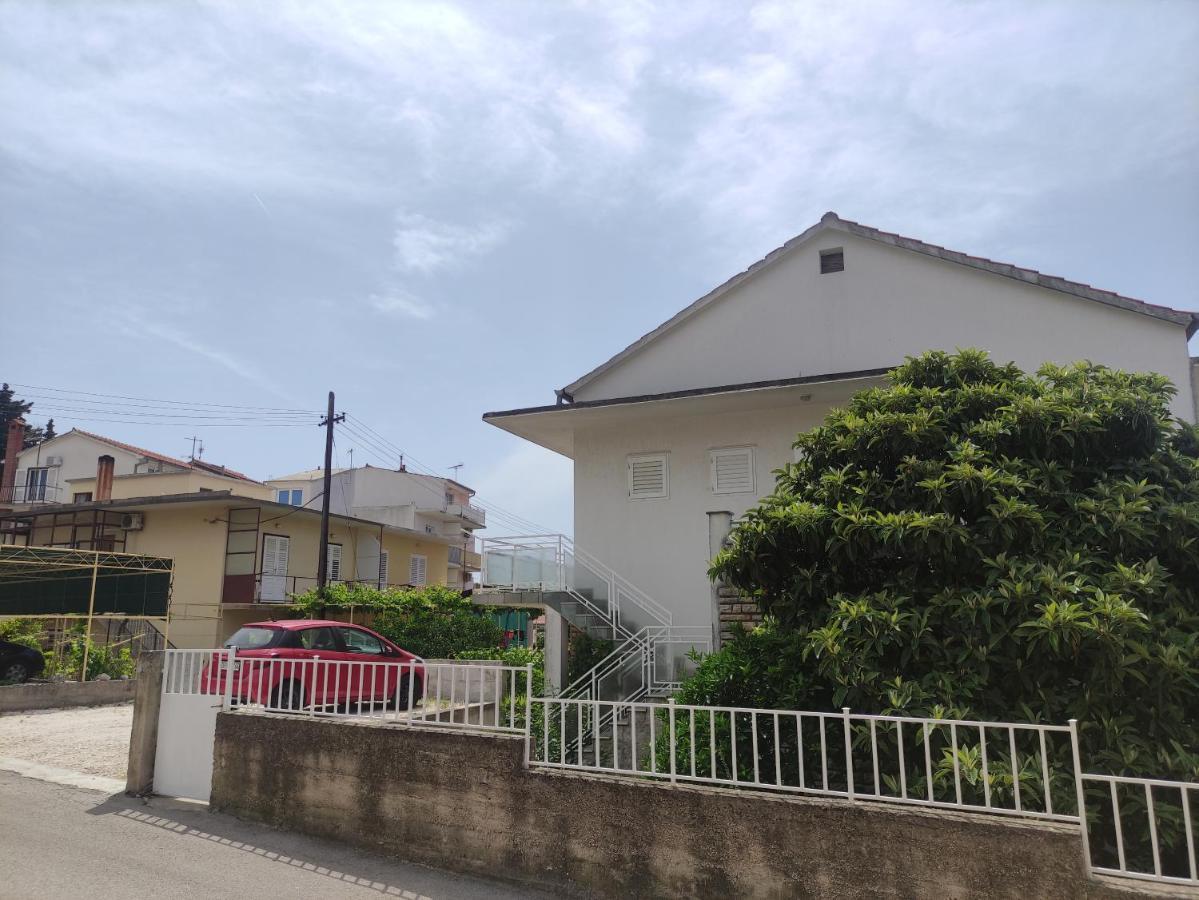 Apartment Landeka Primošten Dış mekan fotoğraf